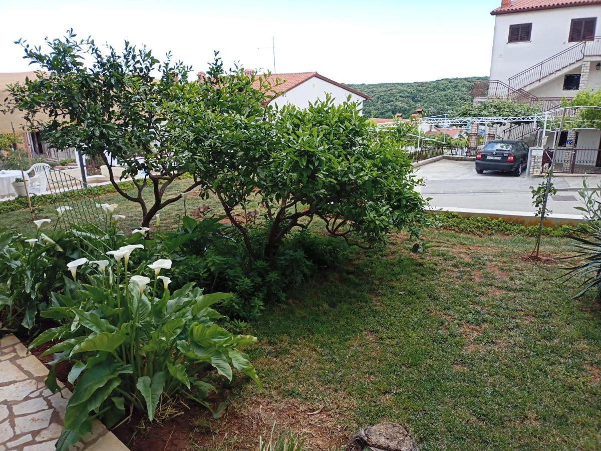 Cozy Apartment In The City Center Pula Bagian luar foto
